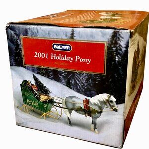 Breyer Model Horse JINGLES 2001 Holiday Pony Sleigh and Gifts New